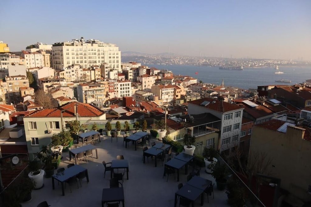Grand Star Hotel Bosphorus 82/86