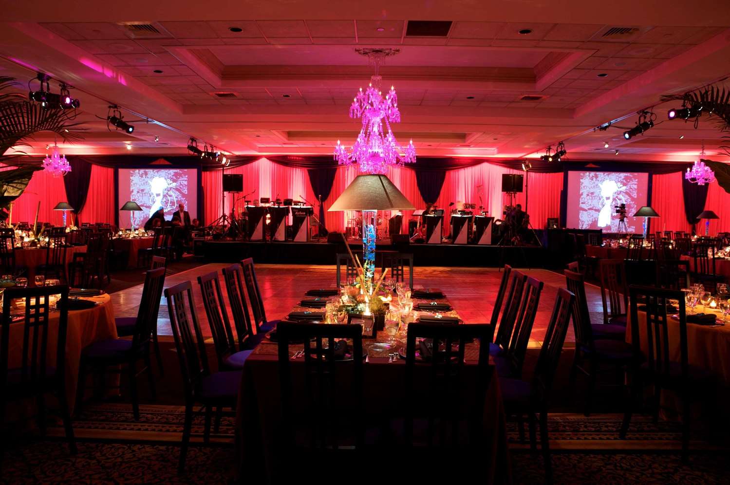 Radisson Hotel and Conference Center Rockford 31/57