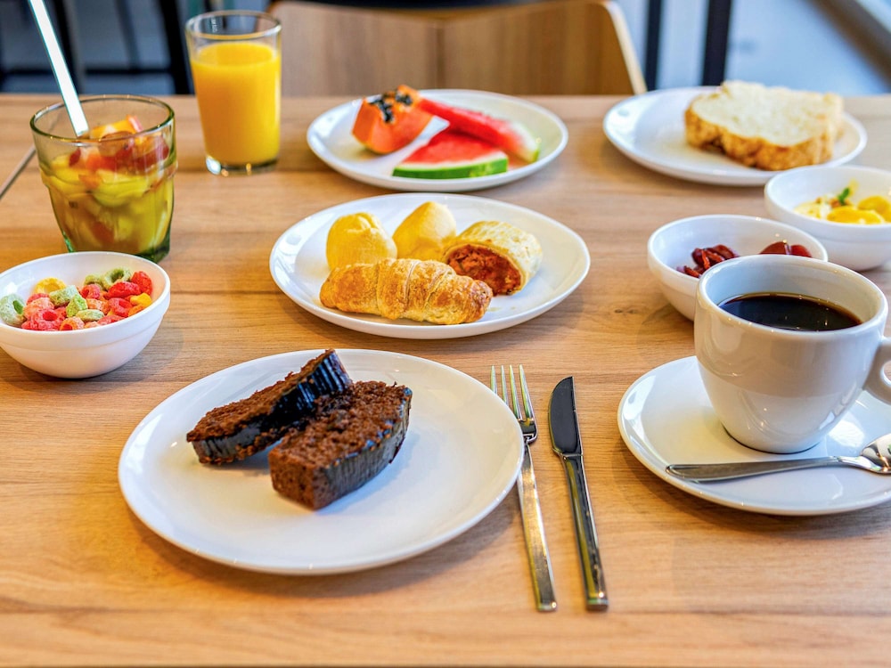 IBIS STYLES POA MOINHOS photo2