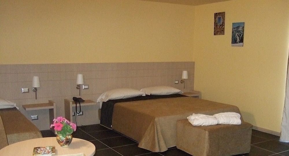 Tus hotel 49/50