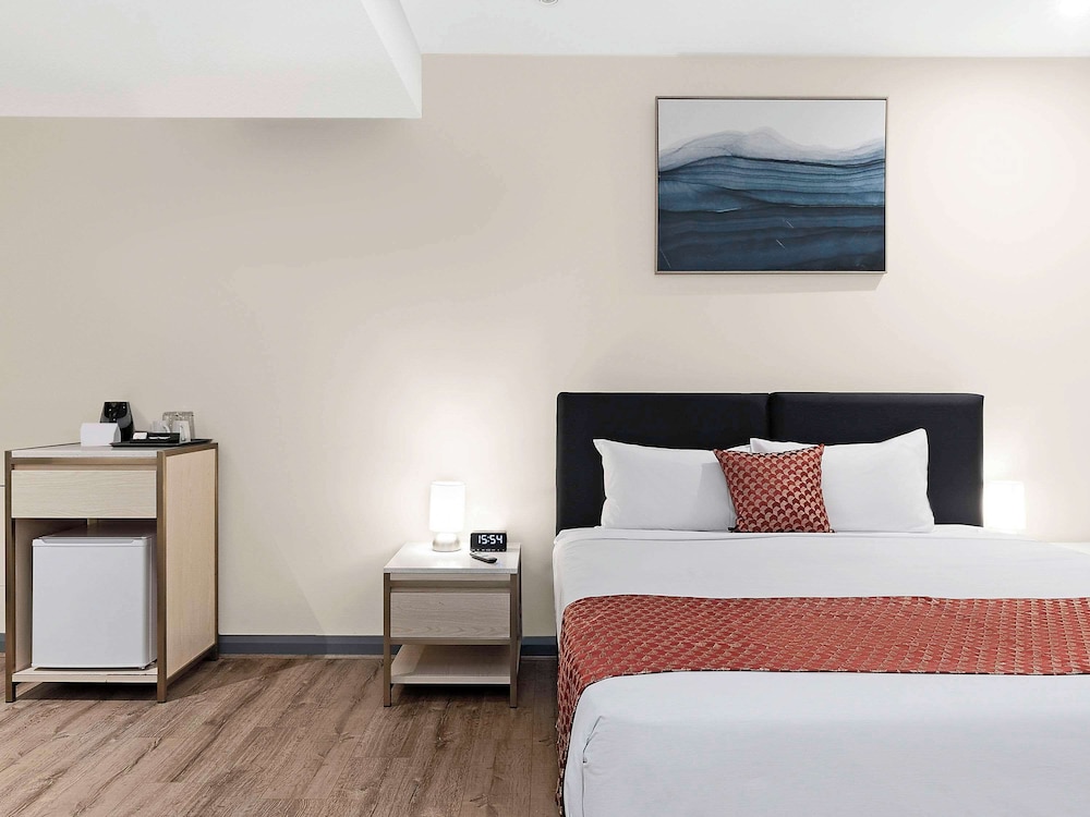 DELUXE, FAMILY, KING AND QUEEN BED, PARK VIEW