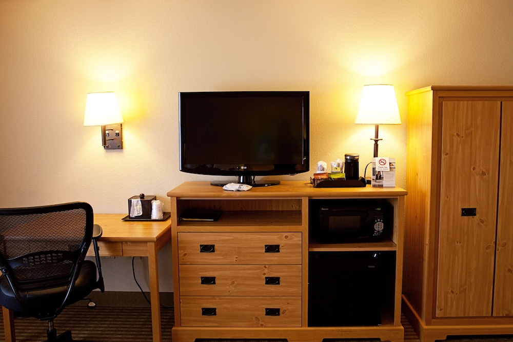 Best Western Plus McCall Lodge & Suites 45/46