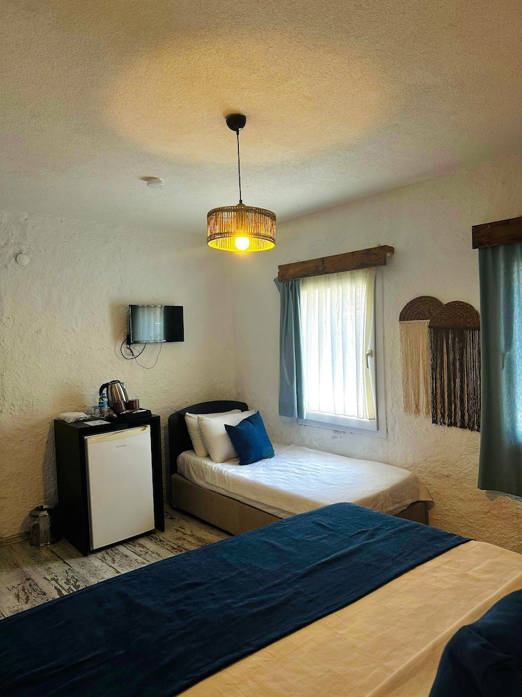 Livan Hotel Deluxe 21/57