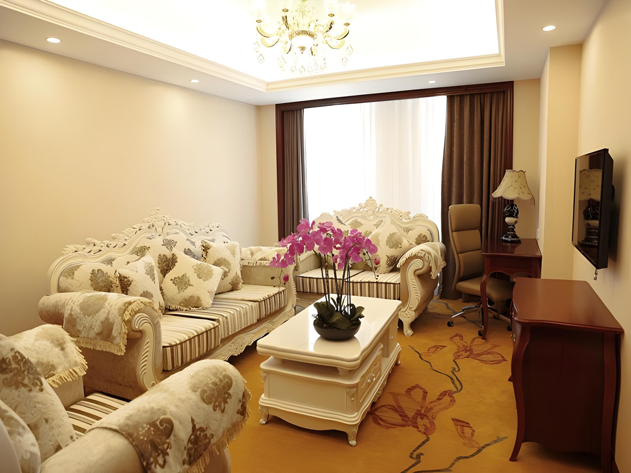 Vienna International Hotel Shanghai National Convention And Exhibition Center Huaxu Road 25/38