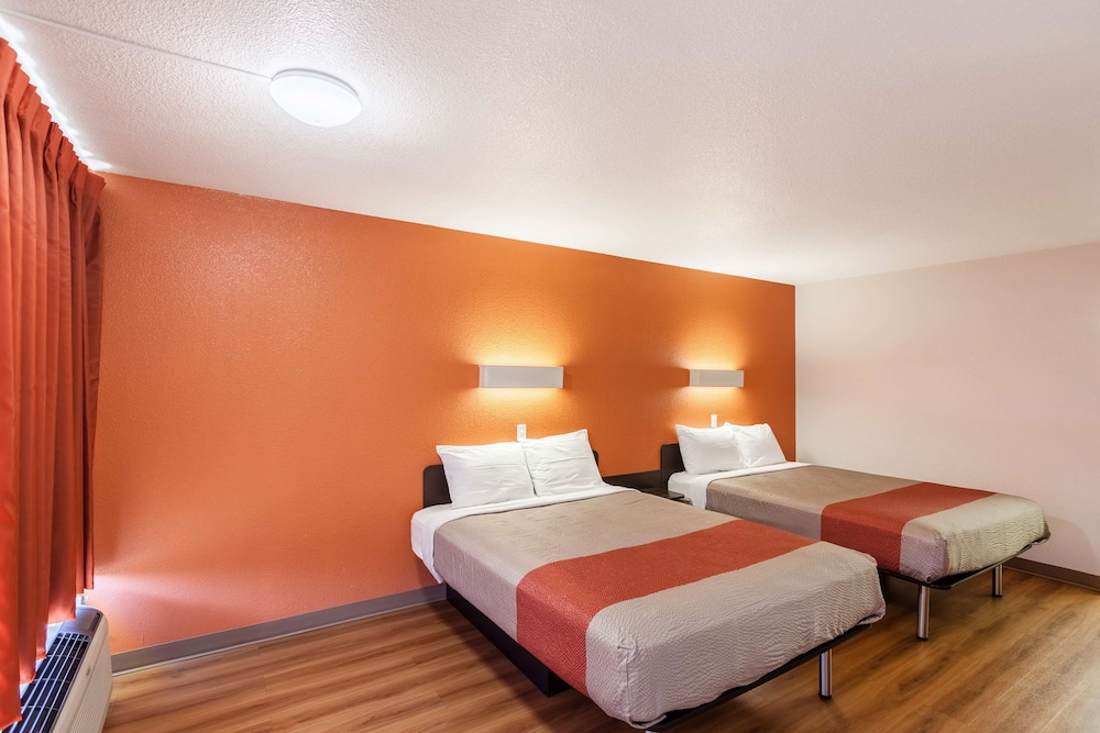 Motel6 Fort Worth, TX - Stockyards 10/29