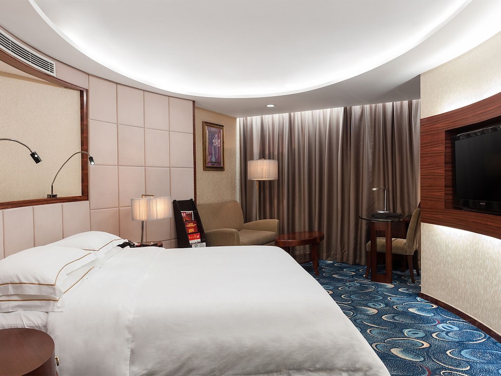 Good International Hotel 8/28