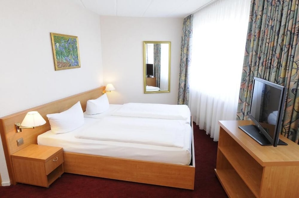 AXXON Hotel 10/41