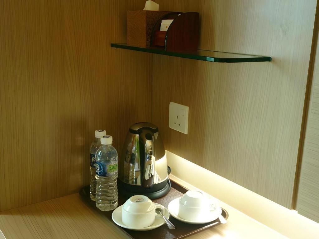 Amanson Signature Hotel 47/51