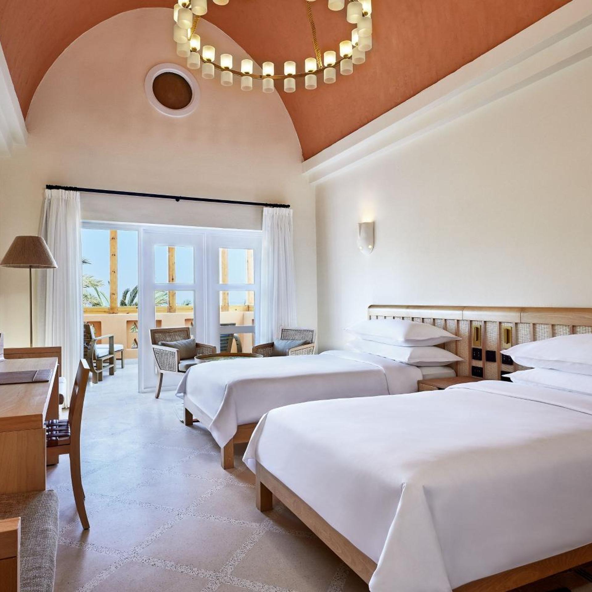 Guest Room, Deluxe, Twin Beds, Beach Front