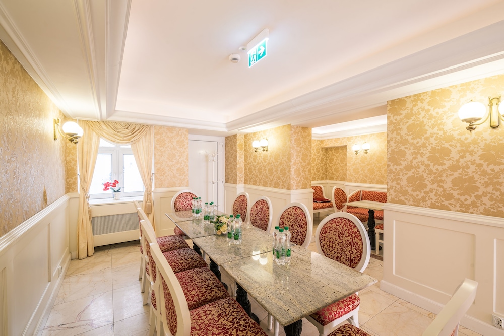 Hotel Europejski 37/50