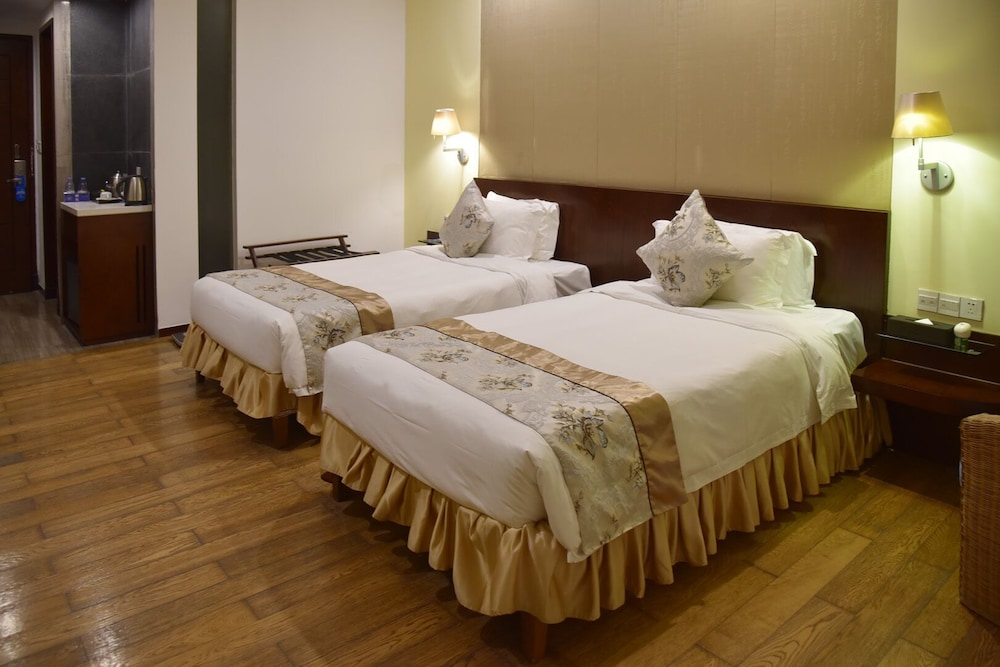 Sanya Serenity Coast Marina Hotel 32/61