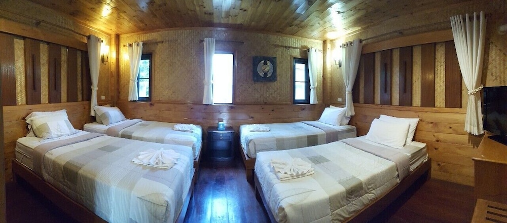 Baan Soontree Resort 24/70