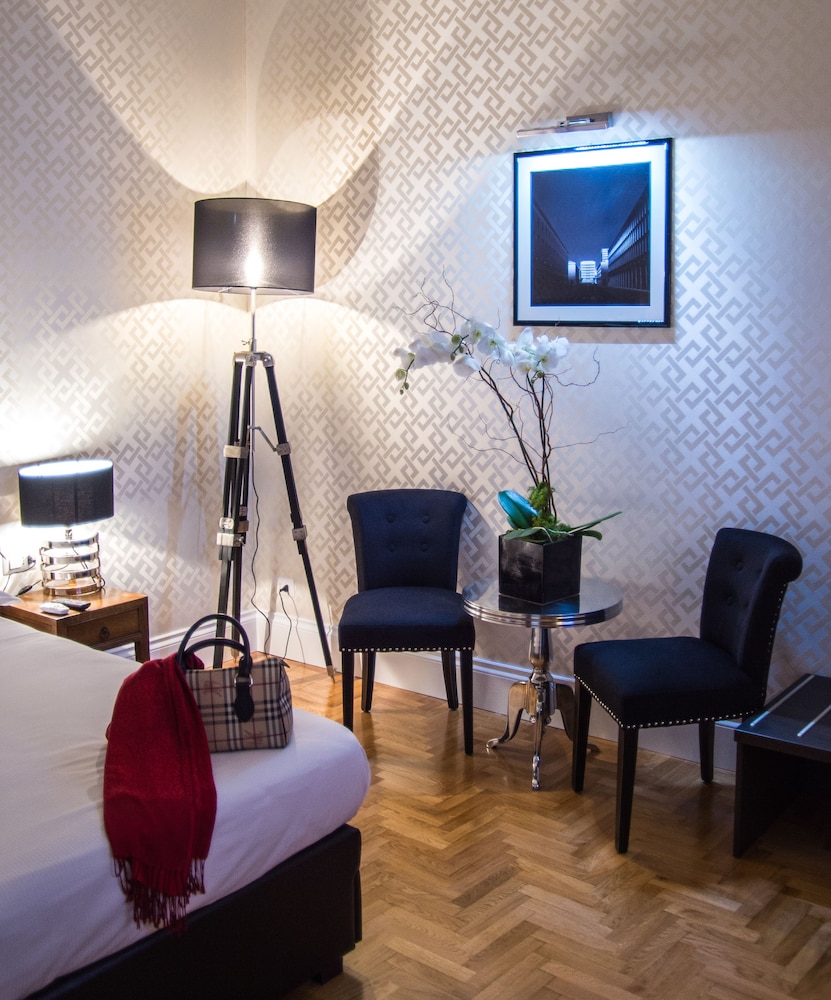 Minerva Relais 42/46