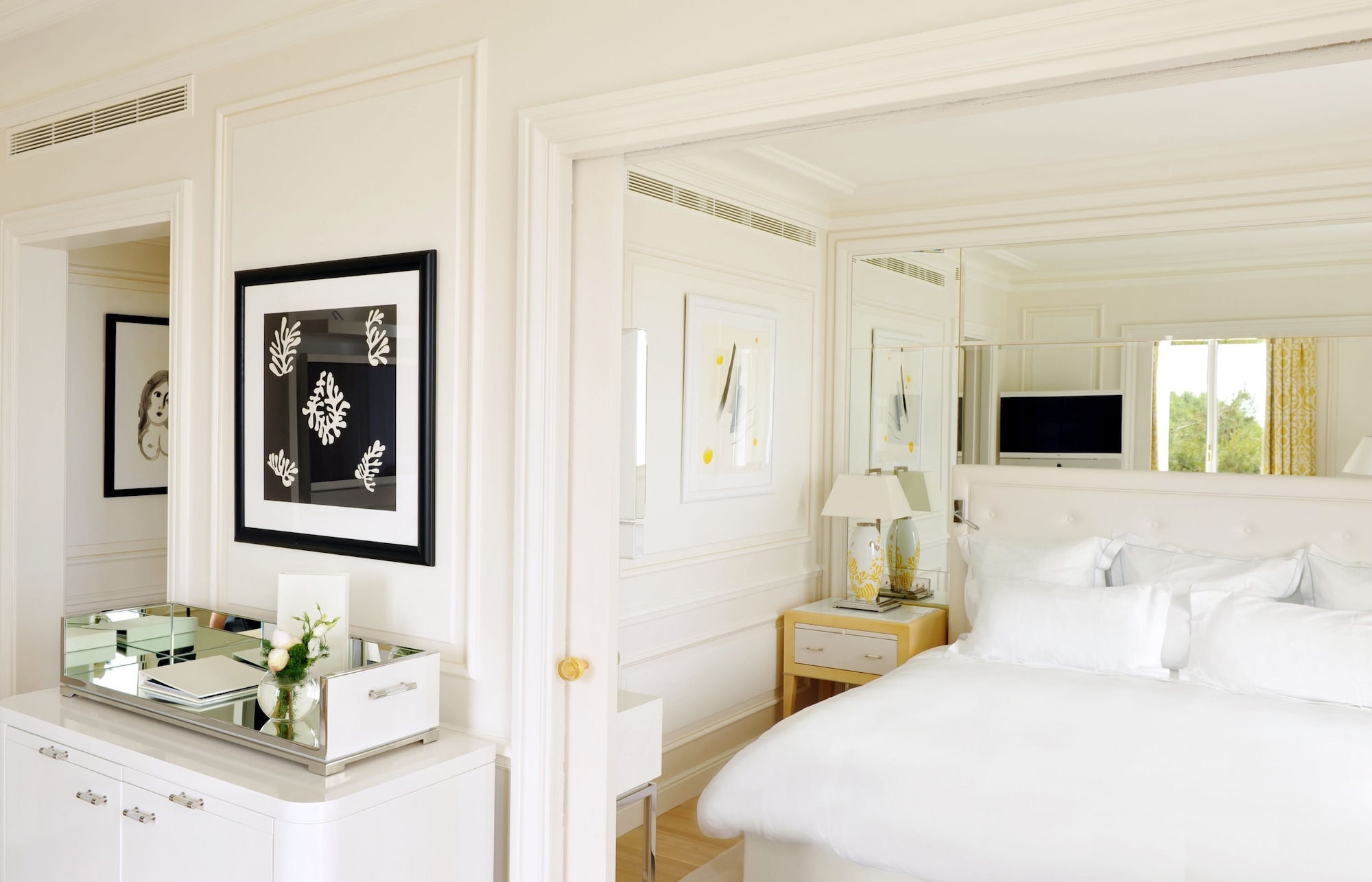 Suite, King Bed, Sea View