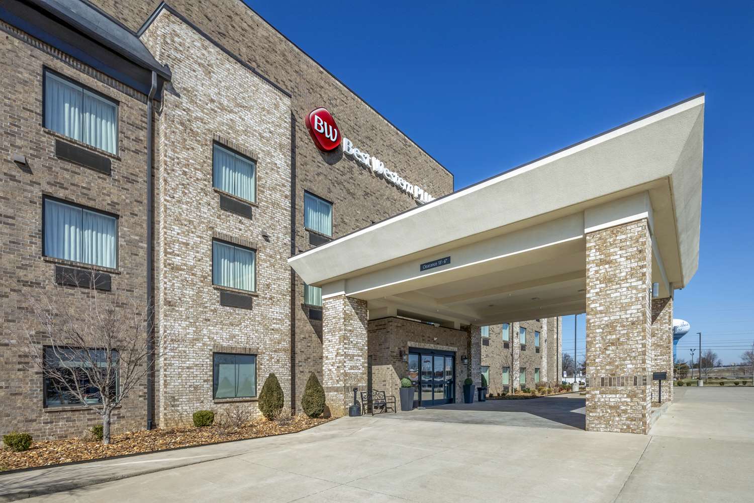 Best Western Plus Owensboro 19/19
