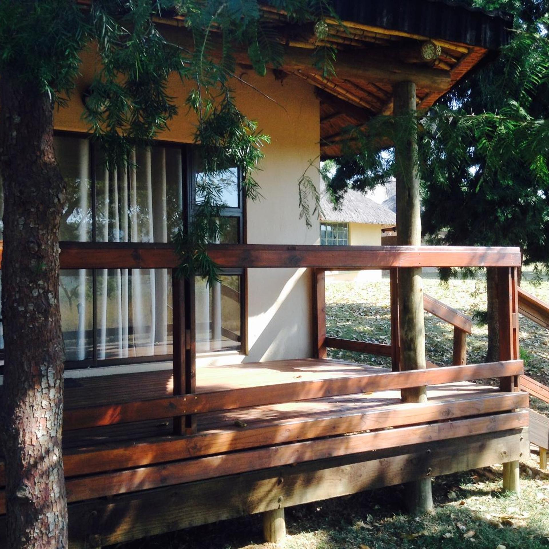 Jock of the Bushveld Chalets 4/50