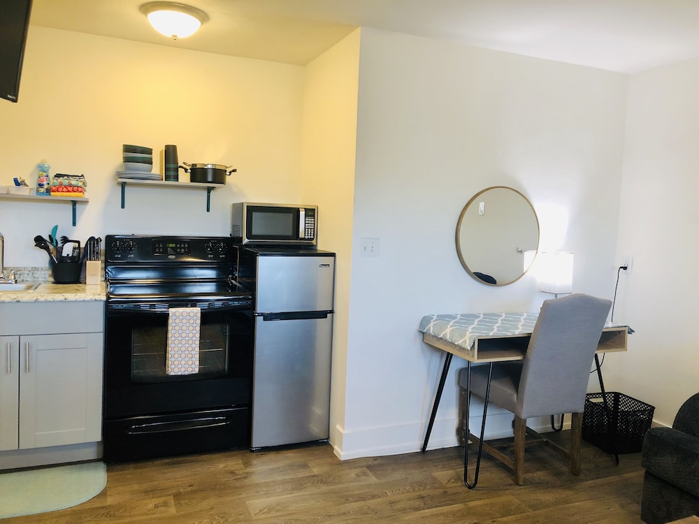 Blue Sage Inn & Suites 32/46