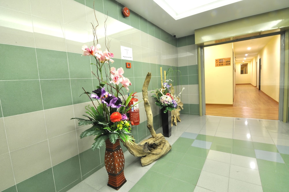 Greencity Hotel 5/20