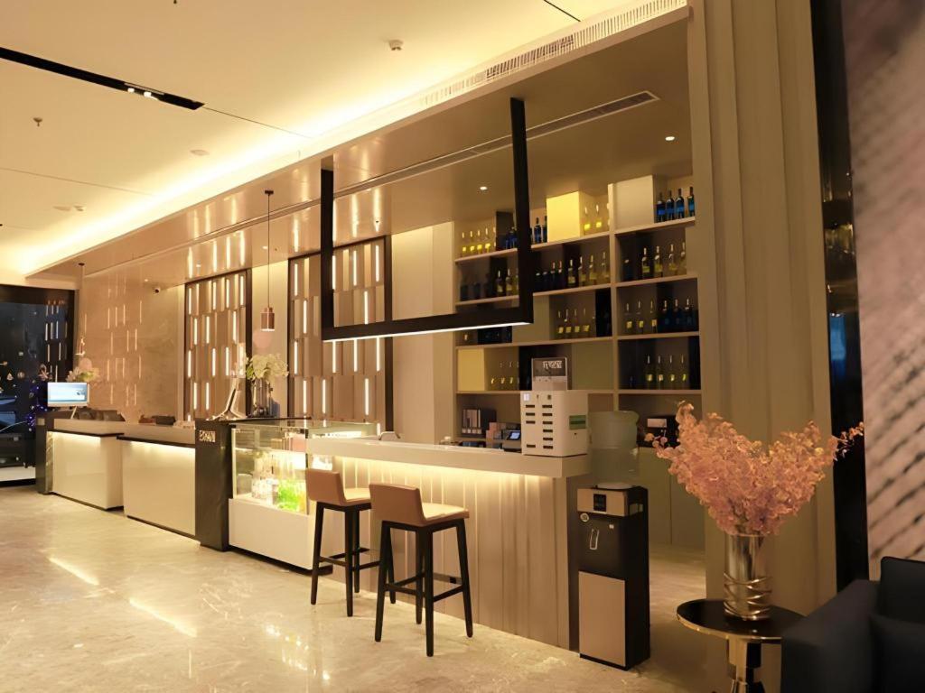 Echarm Hotel Xinyang Xin County 35/50