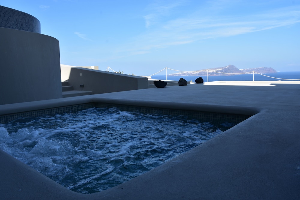Arota Exclusive Villas 48/50
