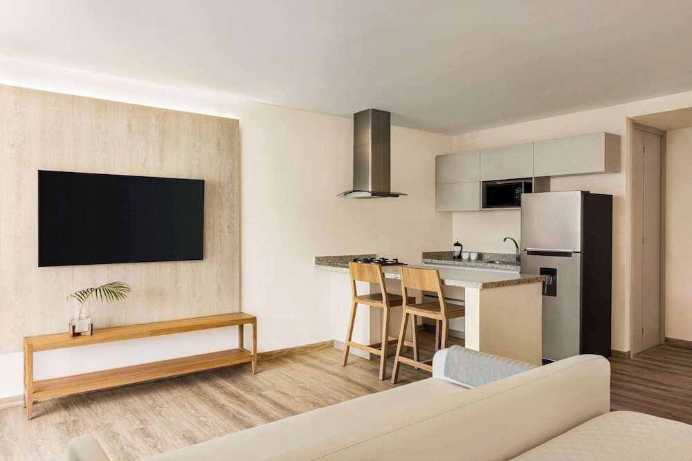 Wyndham Santa Marta Aluna Beach 60/75