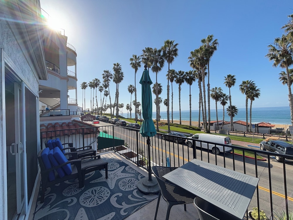 Sea Horse Resort 60/75