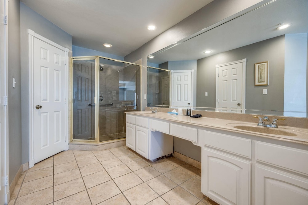 Tanglewood Resort on Lake Texoma, Ascend Hotel Collection 9/50