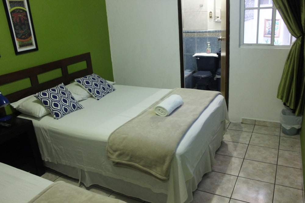 Hotel Tazumal House 34/82