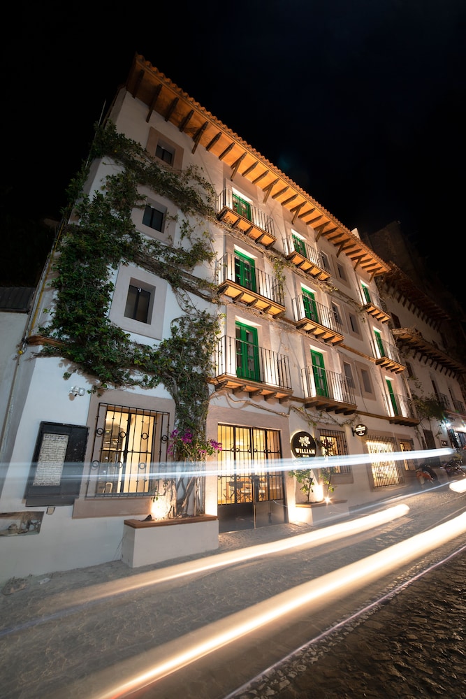 William Hotel Boutique 6/86