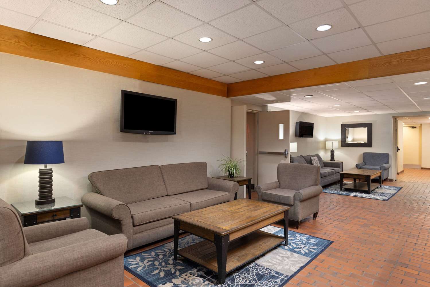 Travelodge by Wyndham Thunder Bay 22/39