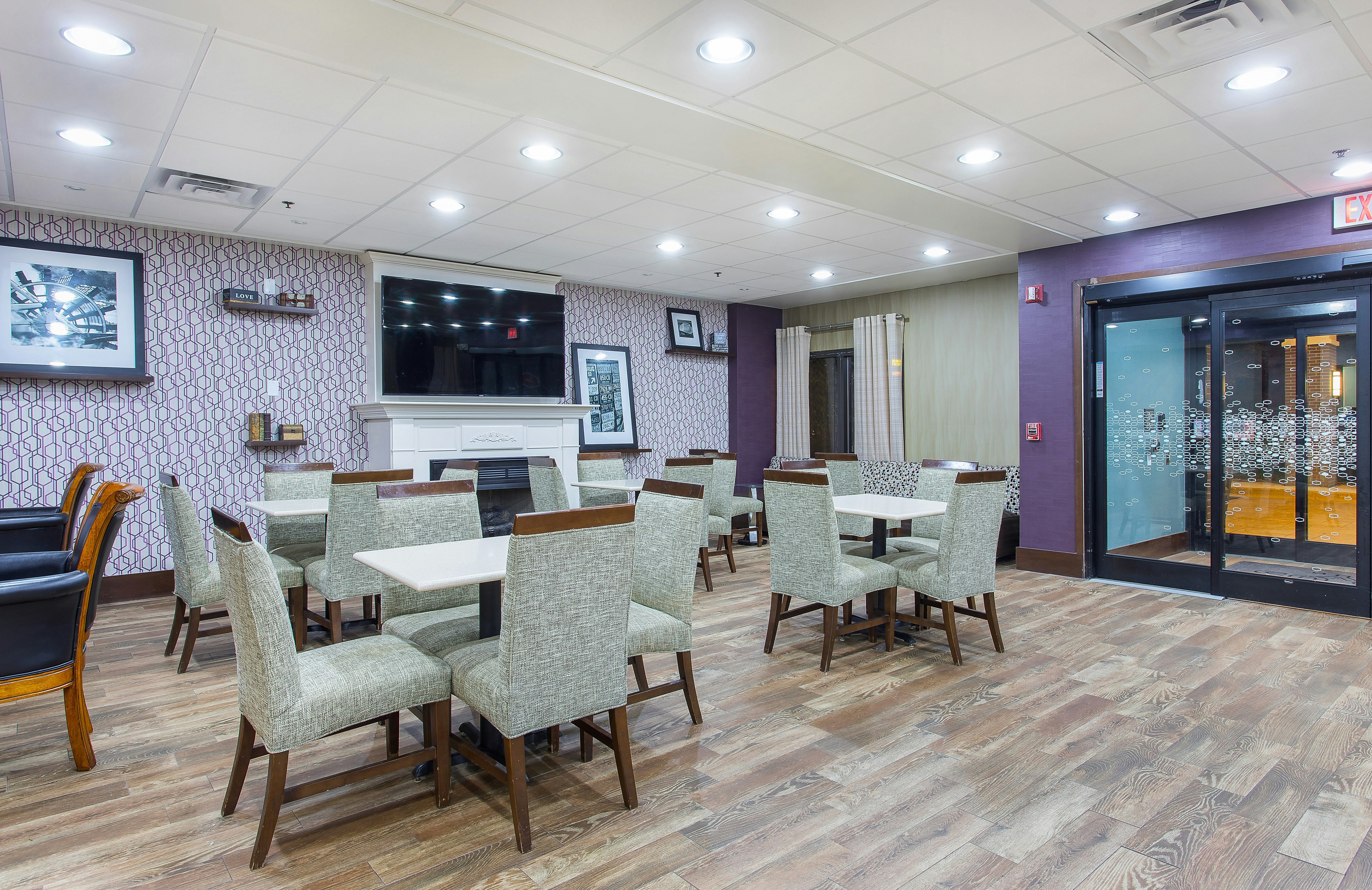 Hampton Inn Cullman 43/56