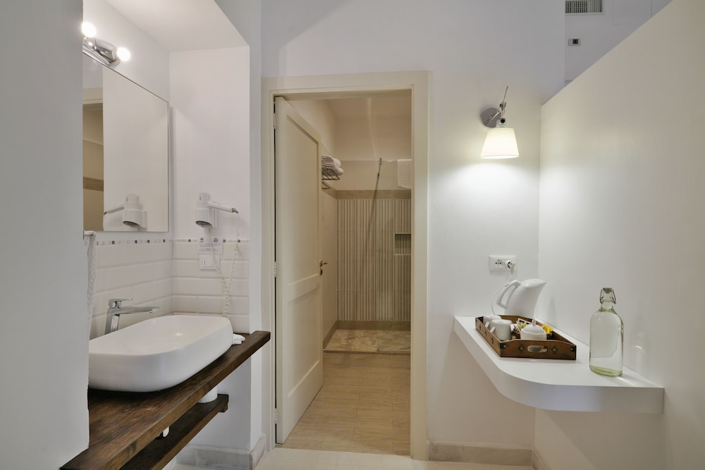 Hotel Palazzo Rollo 48/50