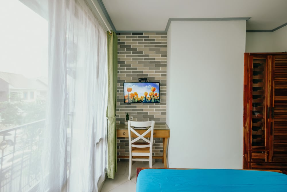 Urbanest Inn House TB Simatupang 22/72