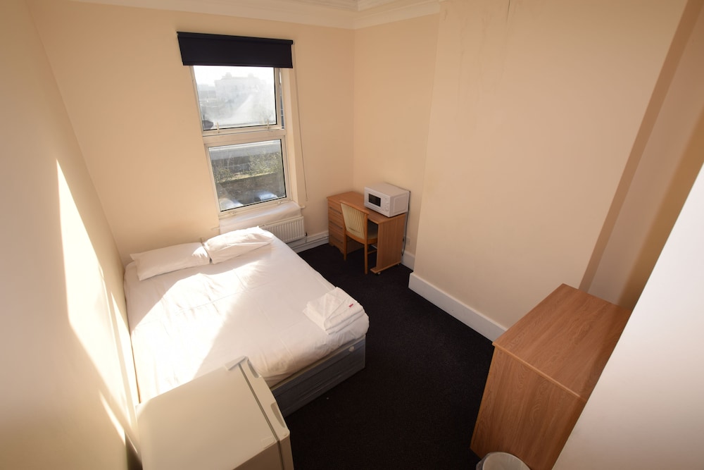 York Hotel 13/19