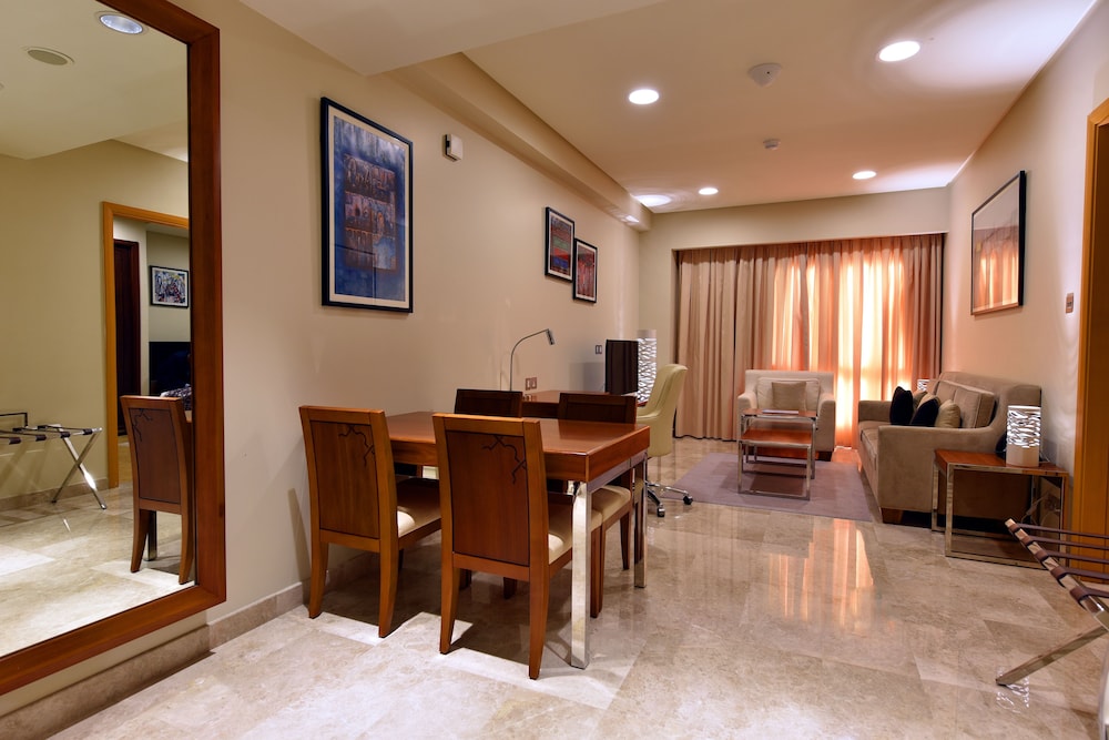 Levatio Suites Muscat, a member of Radisson Individuals 52/68