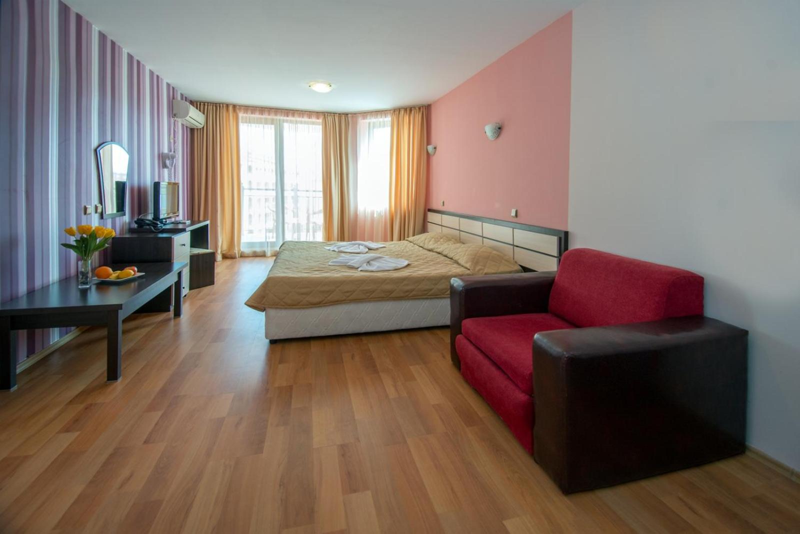South Beach Hotel 40/64