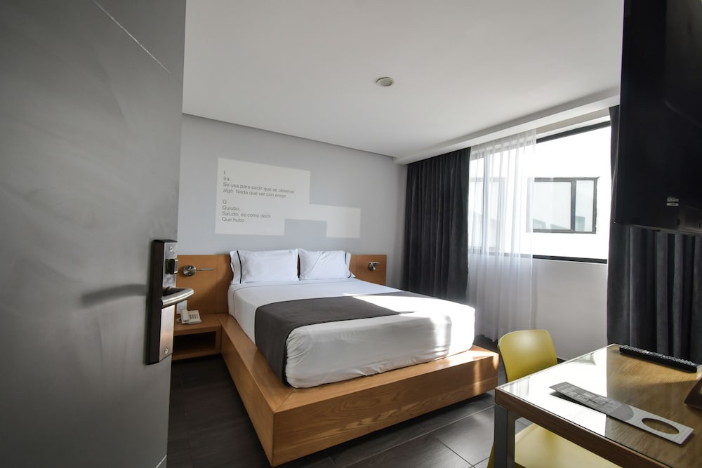 Hotel Perla Central 18/66