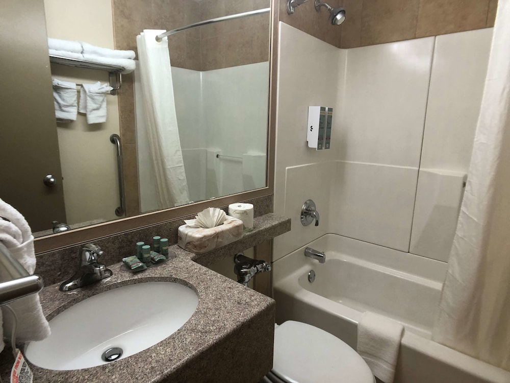 Best Western Jamaica Inn 16/34