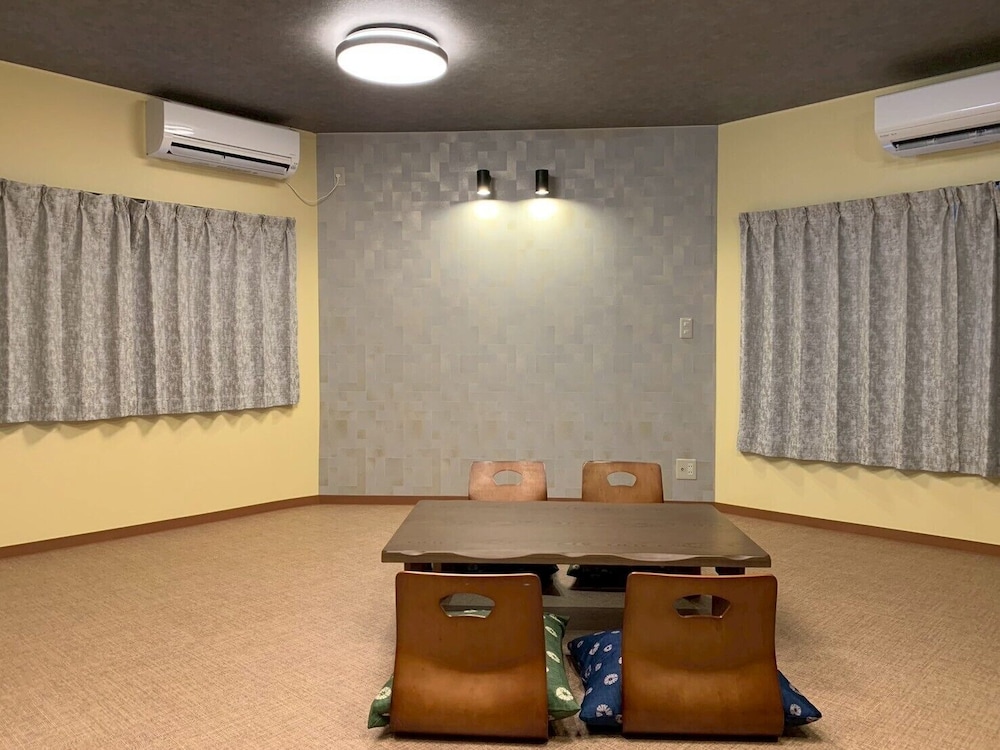 Hotel Tsukushi 25/50