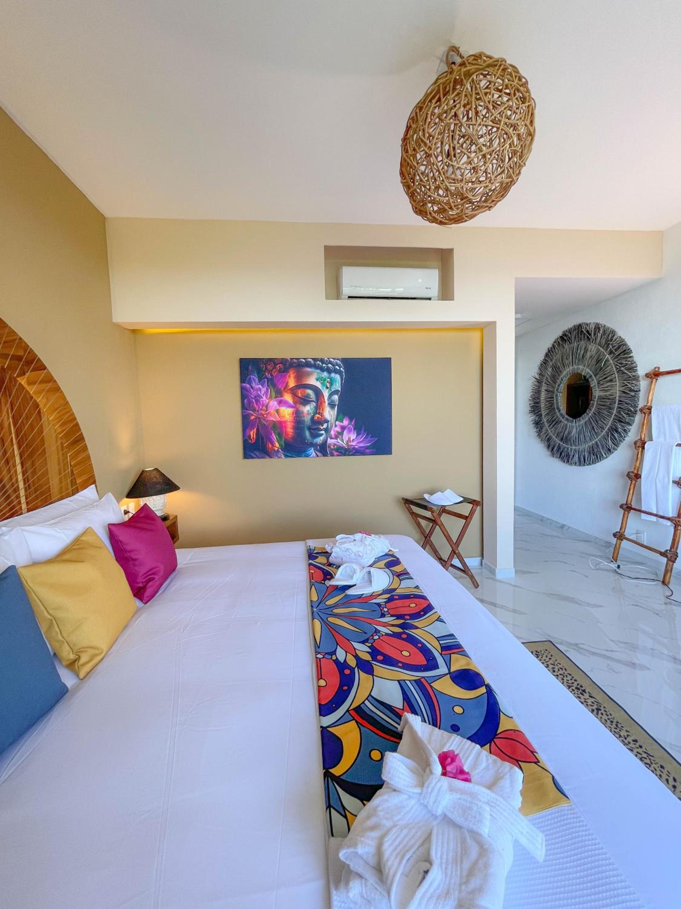 غرفة ديلوكس بسرير مزدوج بإطلالة على البحر، Akuazul Resorts Adults Only 9/10