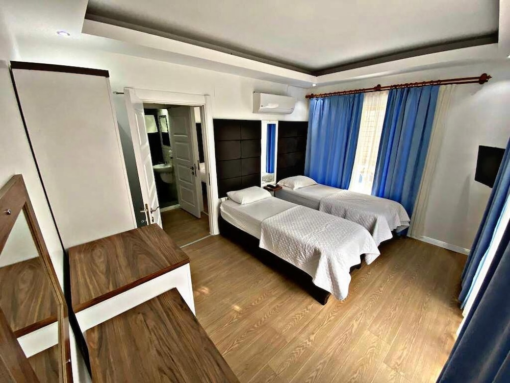 Lotus Boutique Hotel 12/42