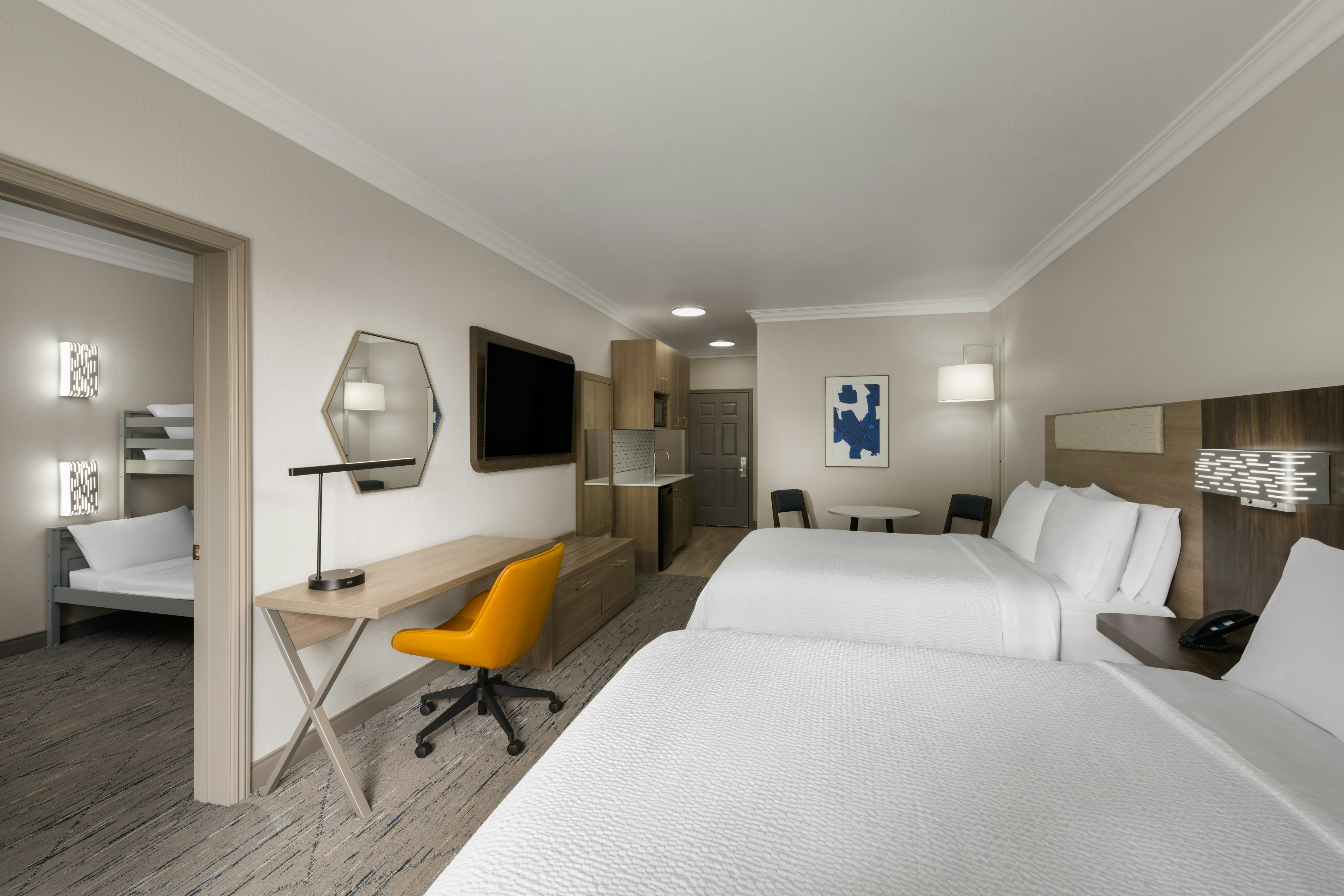 suite, 2 queen beds