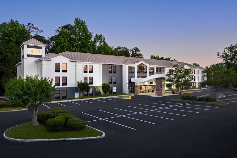 Lexington Inn And Suites, SC 15/16