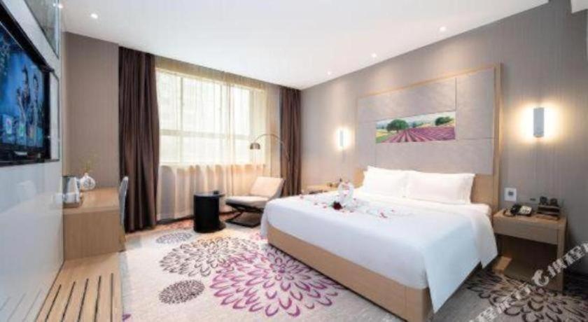 Lavande Hotel (Xi'an Fengcheng 1st Road, City Library Metro Station) 19/52