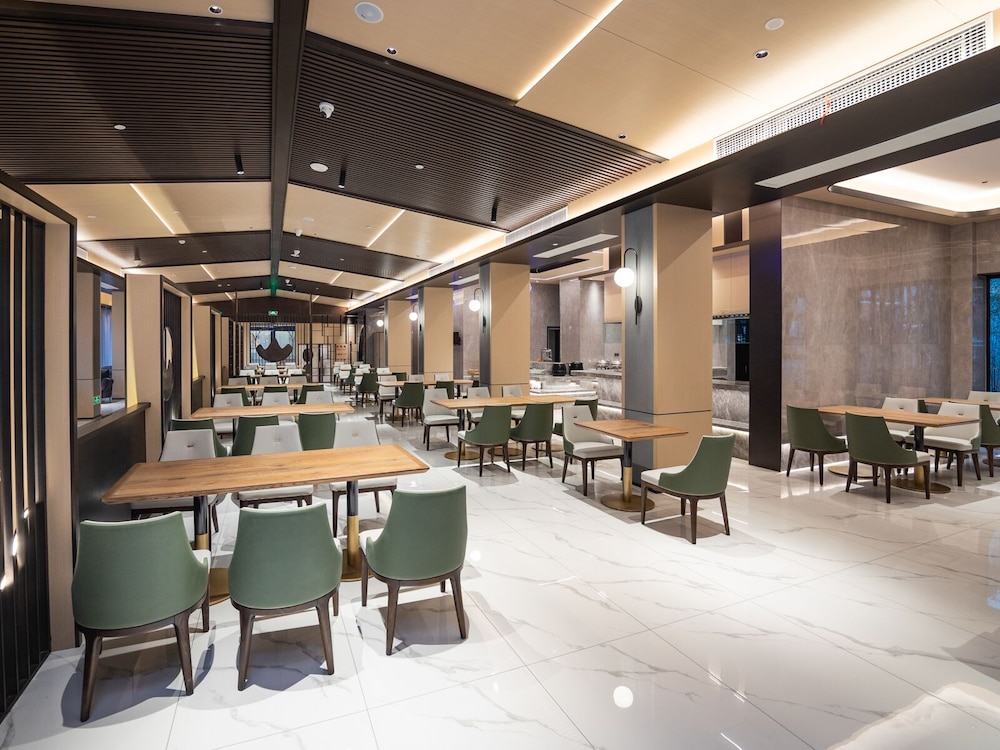 Country Inn & Suites by Radisson 30/38