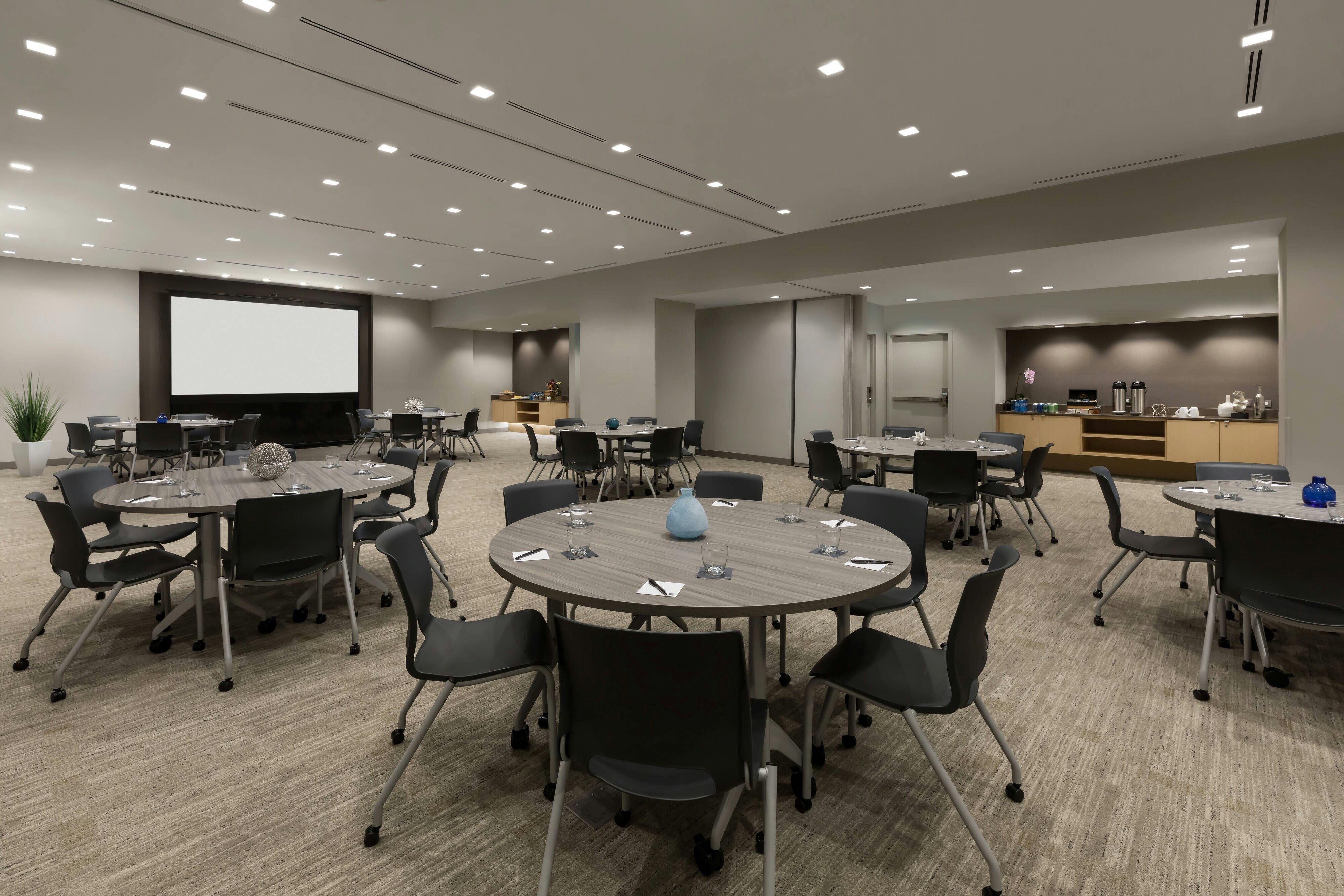 Ac Hotel By Marriott San Juan Condado 70/77