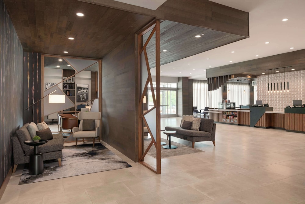 Hyatt Place Fort Worth/TCU 20/50