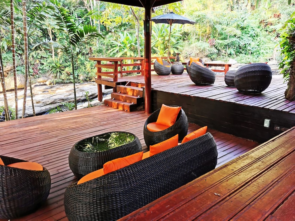 SUKANTARA CASCADE RESORT 32/50