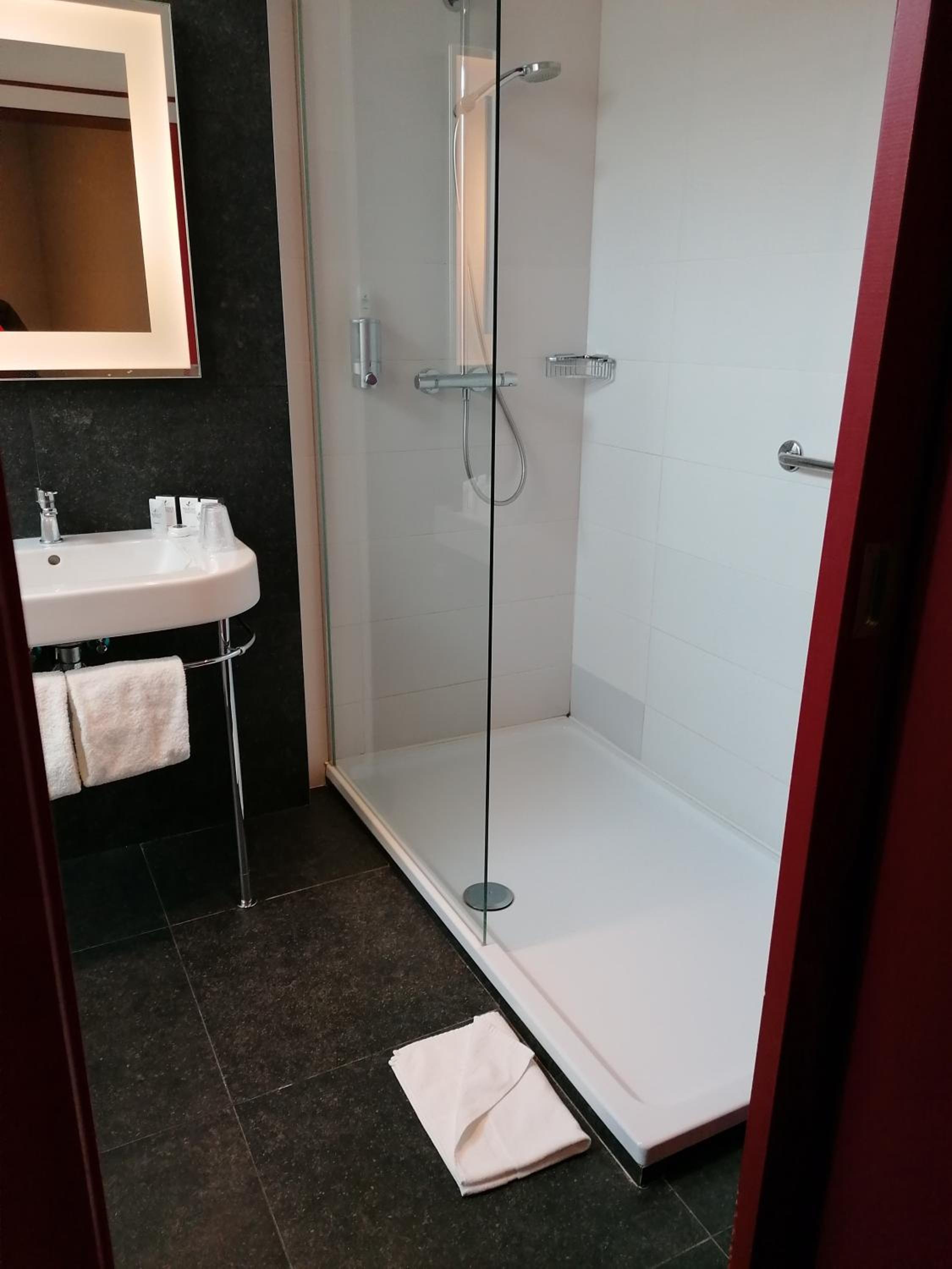 غرفة عائلية بسرير كينج، Hotel Dream 3/3