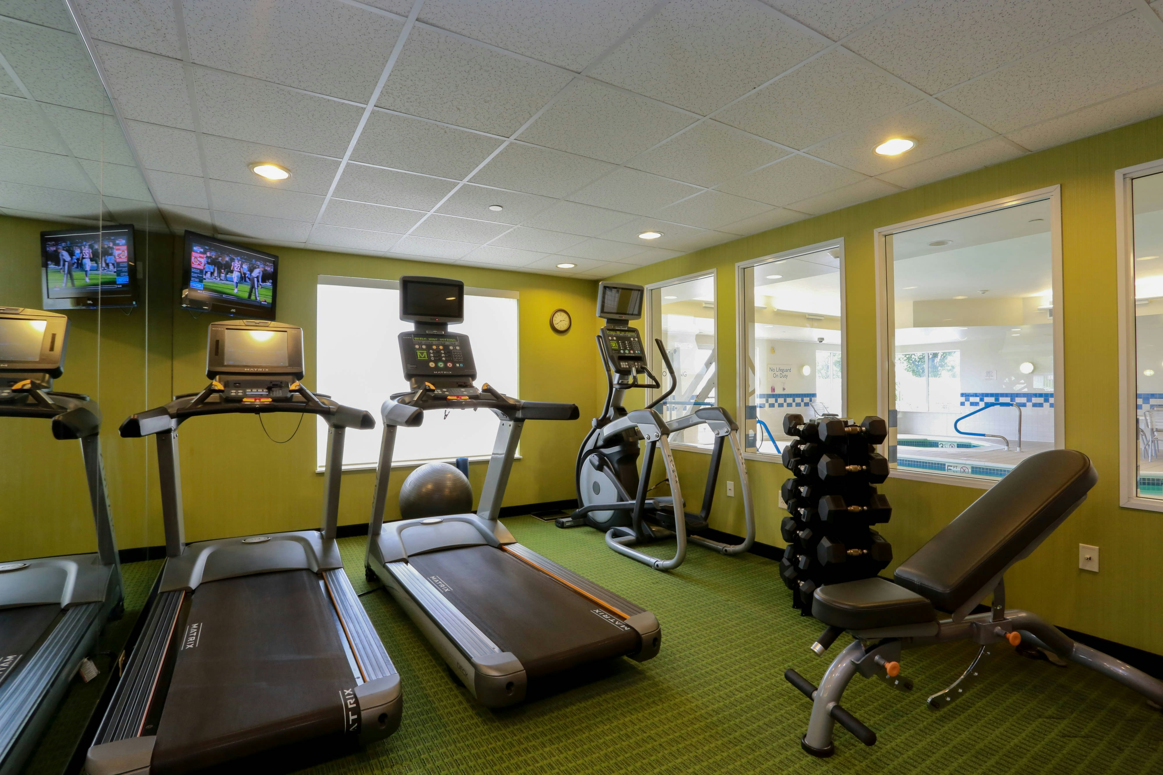 Fairfield Inn And Suites Marion 4/6